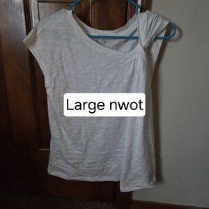 GAP Women's Classic White Short Sleeve Tee